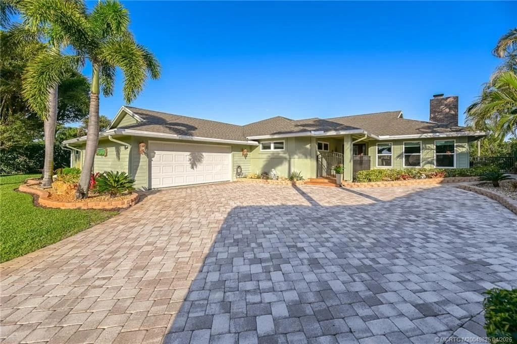Photo of 4020 SE Whiticar Way