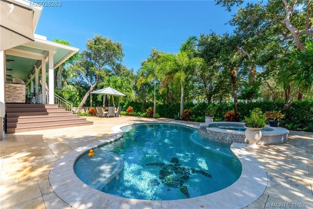 Photo of 2 Fieldway Drive
