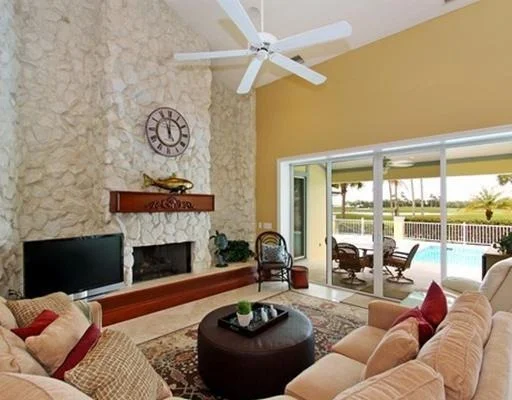 Photo of 6461 SE HARBOR Circle