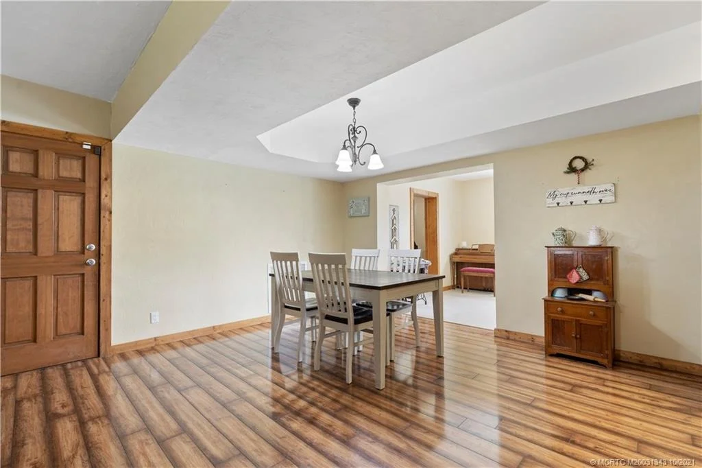 Photo of 2473 State Road 70 E