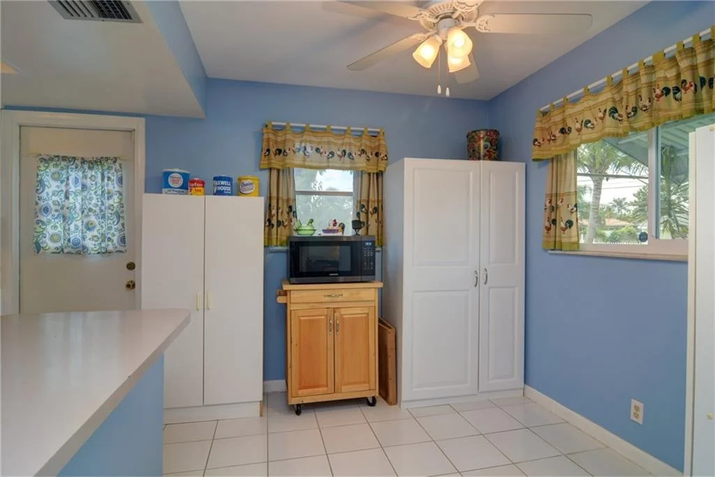 Photo of 4340 Gulfstream Road