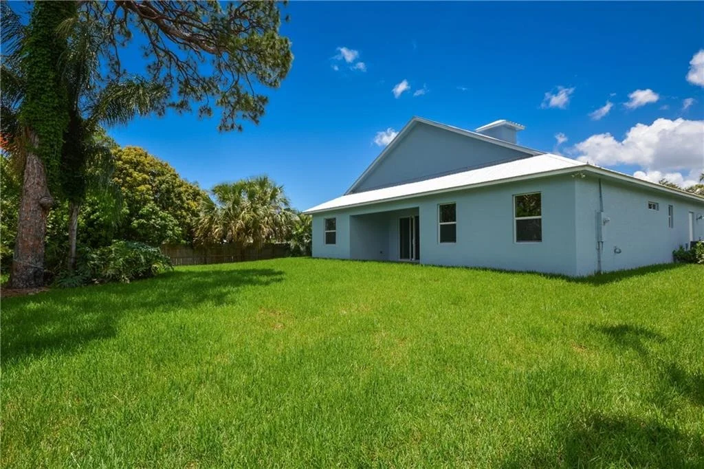 Photo of 2035 NW Fork Road