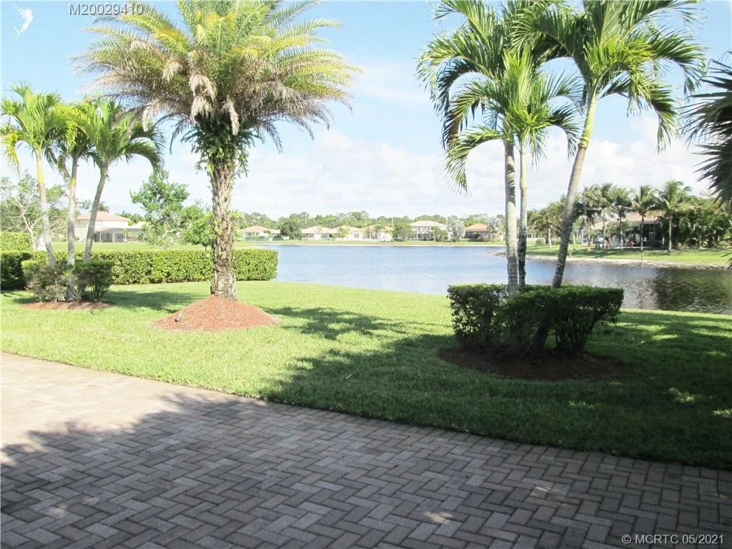 Photo of 1381 SE Legacy Cove Circle