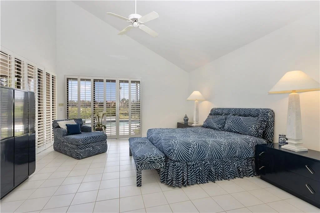 Photo of 6933 SE Harbor Circle