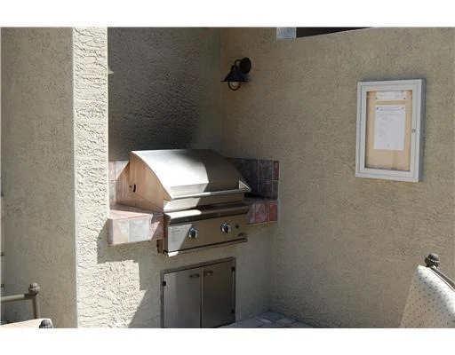 Photo of Unit 962 at 962 SE WILLOUGHBY Trace