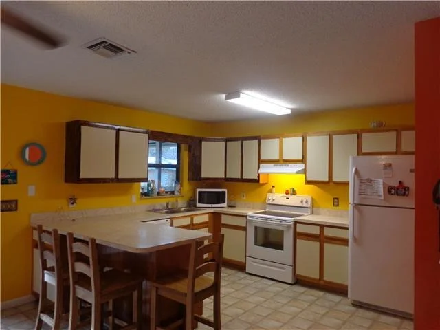 Photo of 5692 SE Laguna Avenue
