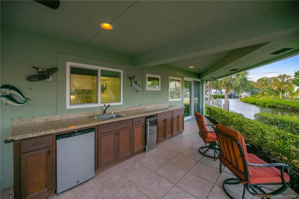 Photo of 4020 SE Whiticar Way