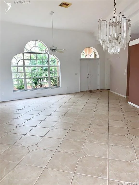 Photo of 2376 SW Danforth Circle SW