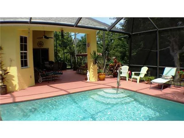 Photo of 2195 SE Saint Lucie Boulevard