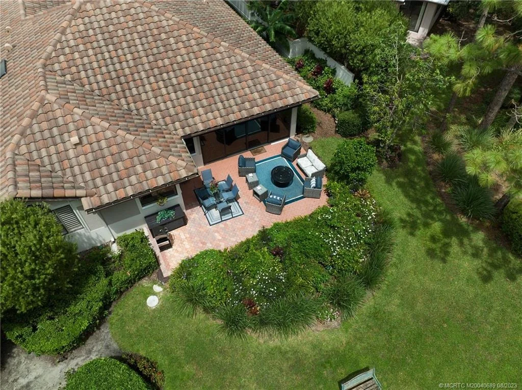 Photo of 3435 SE Putnam Court
