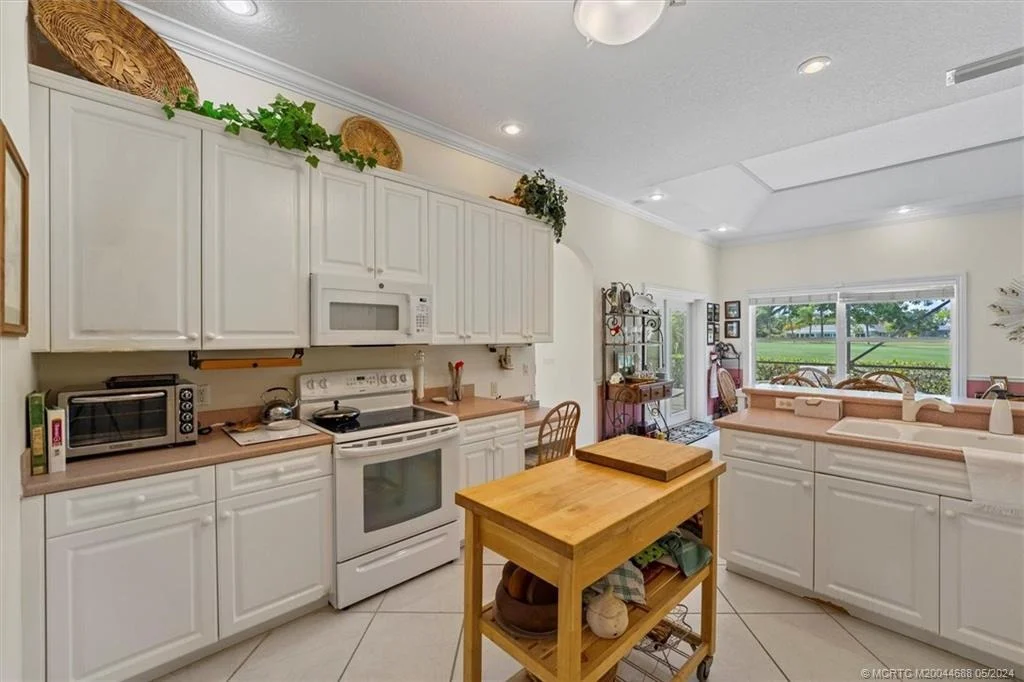 Photo of 3375 SE Court Drive