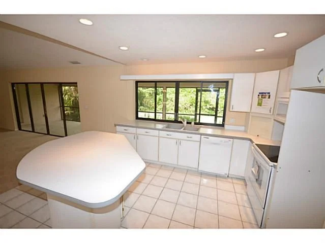 Photo of 3033 SE Quanset Circle