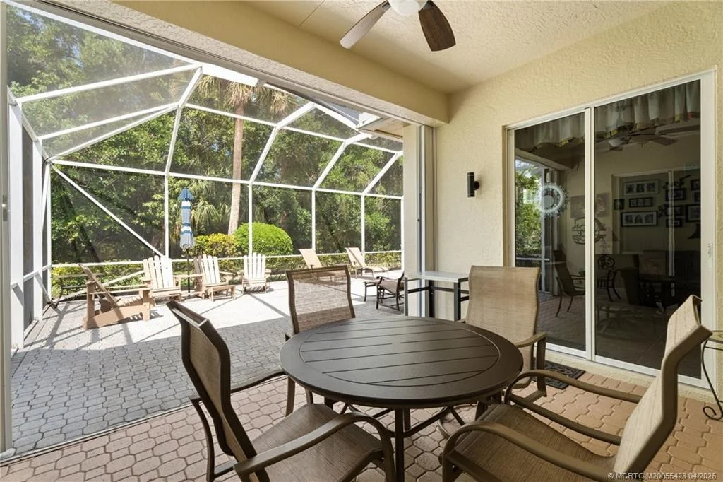 Photo of 917 SW Blue Stem Way
