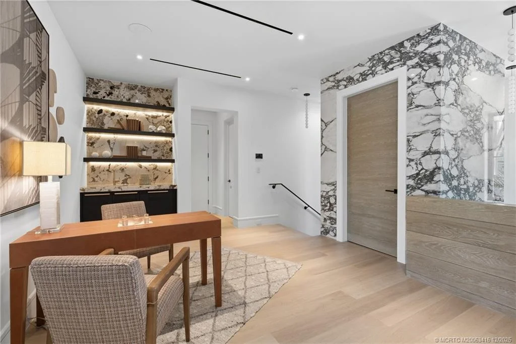 Photo of 210 Bears Club Drive
