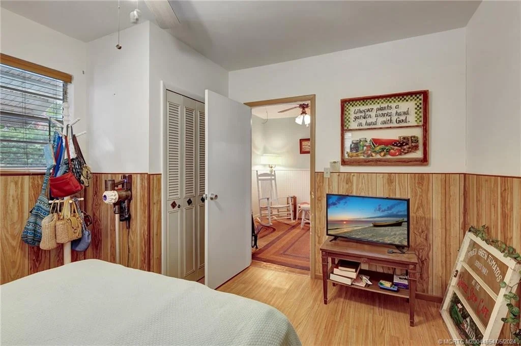Photo of 824 SE Madison Avenue
