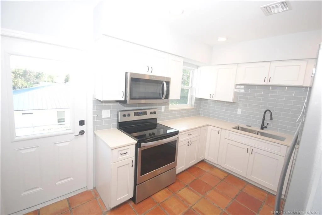 Photo of Unit A3 at 630 SE Ocean Boulevard
