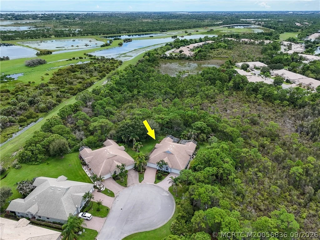 Photo of 480 NW Red Pine Way