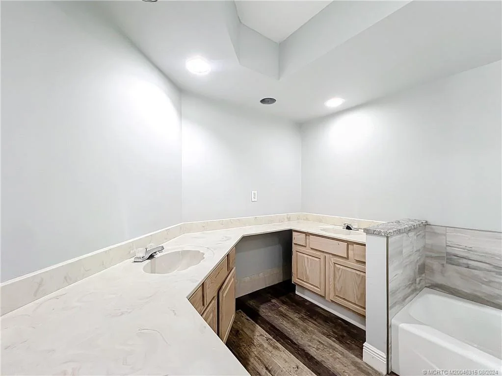 Photo of 5204 Silver Oak Drive