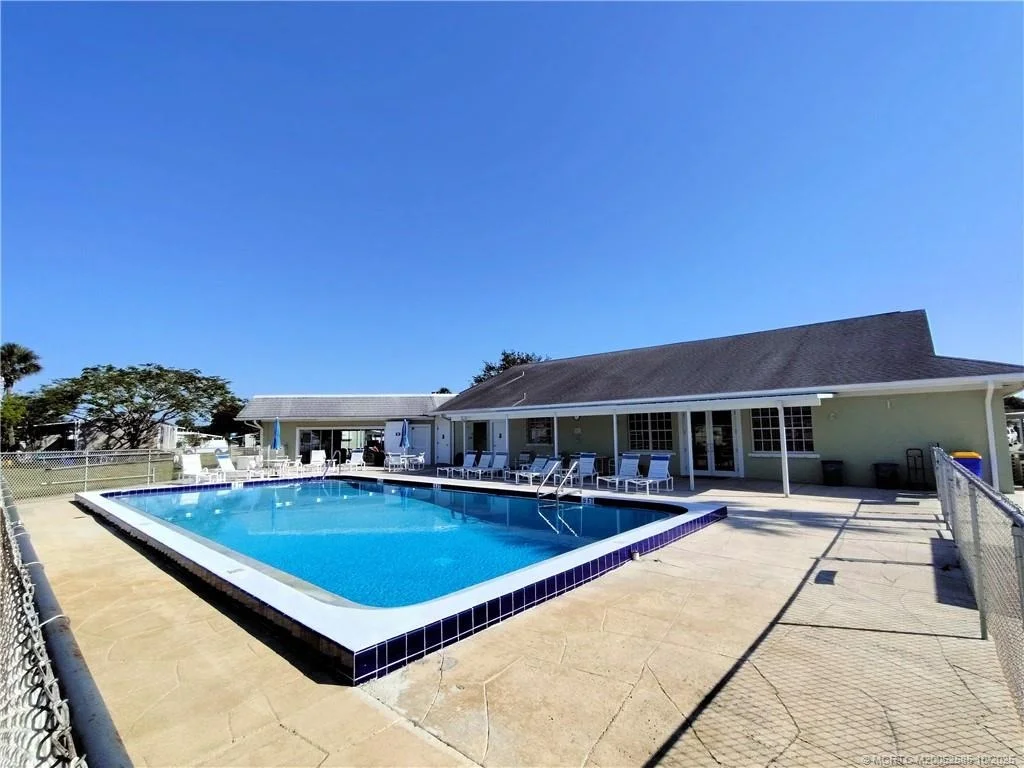 Photo of 2540 SE Penny Lane