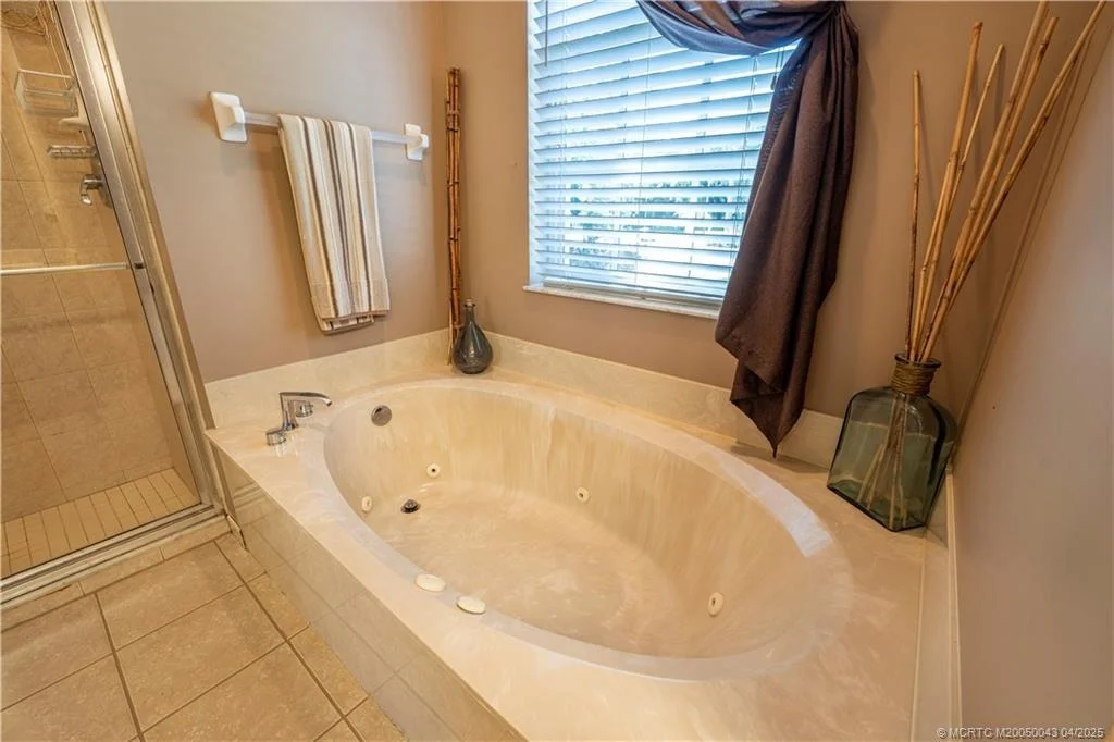 Photo of 1945 SE Emerald Court