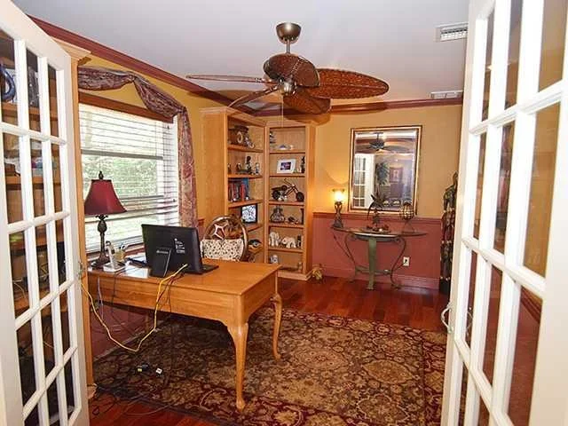 Photo of 902 NW SUNSET Terrace