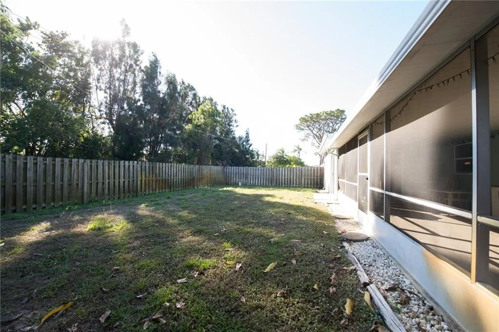 Photo of 984 NW 12th Terrace