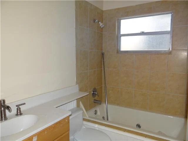 Photo of 1200 SE Seashell Lane