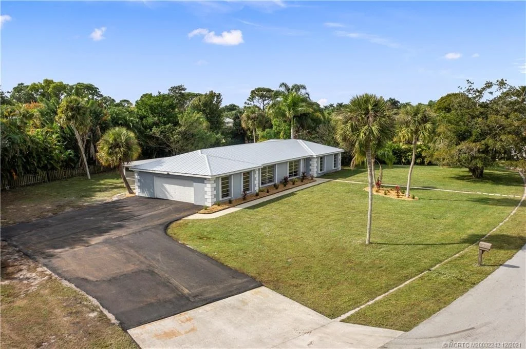 Photo of 693 NW Spruce Ridge Drive
