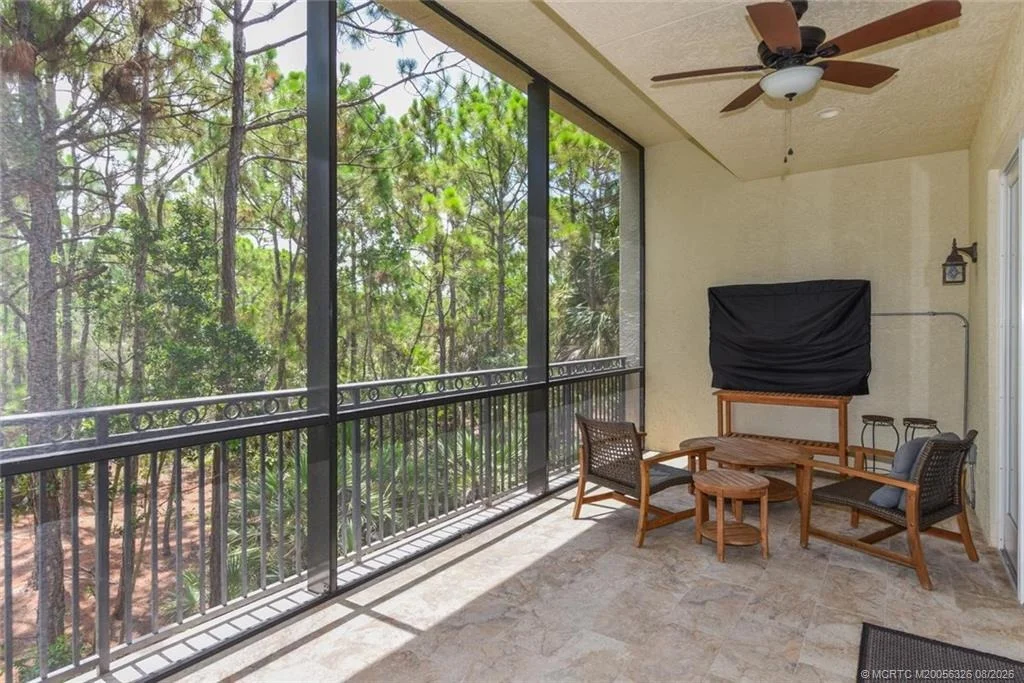 Photo of 952 SE Willoughby Trace