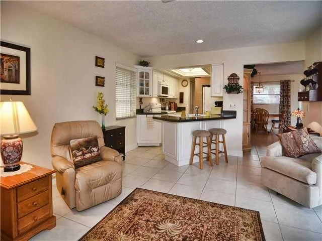 Photo of 1835 SE El Pinar Lane