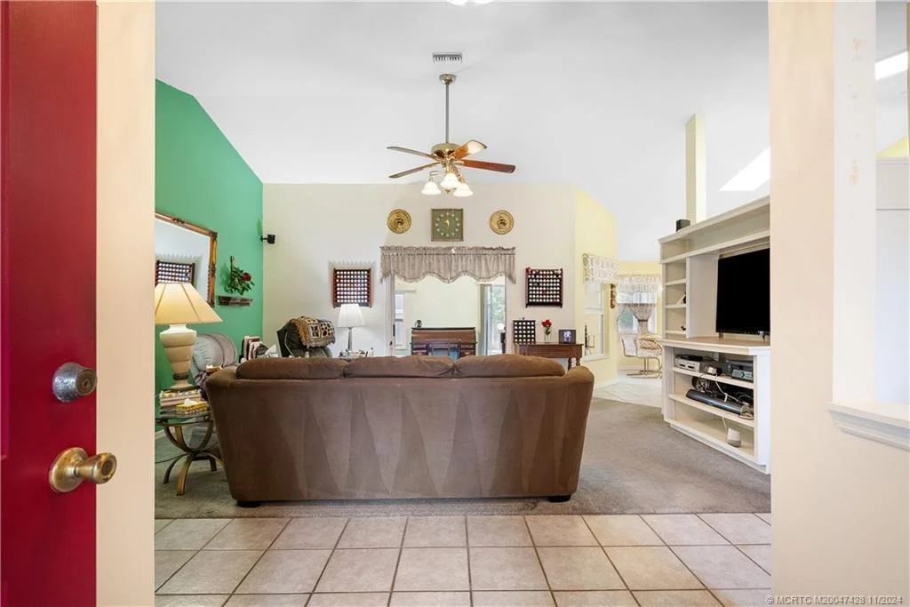 Photo of 7807 Paso Robles Boulevard