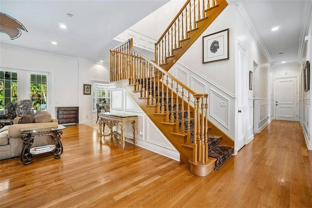 Photo of 5321 Point Lane E