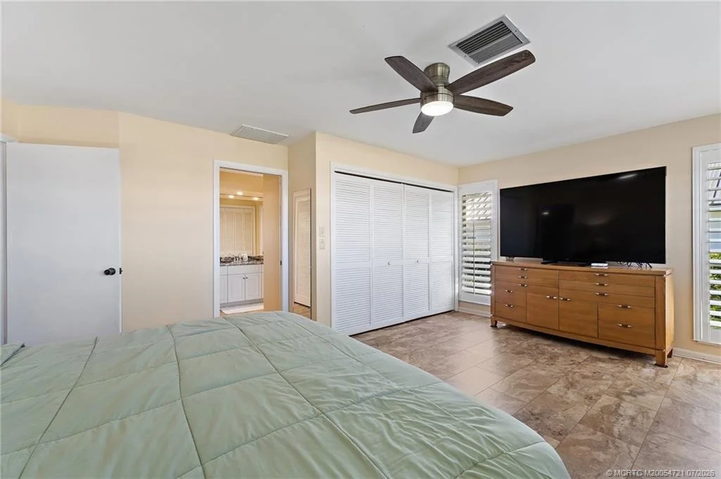 Photo of 3011 SE Fairway W