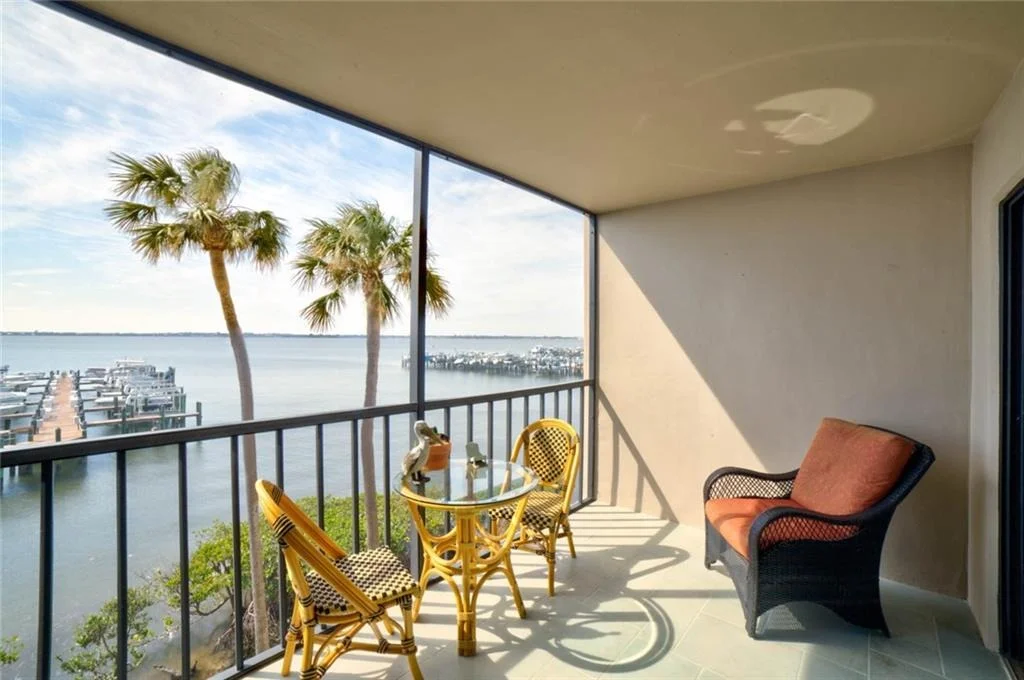 Photo of Unit 303 at 4620 NE Sandpebble Trace