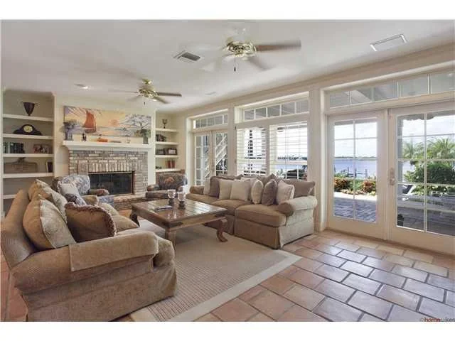 Photo of 35 N River Road