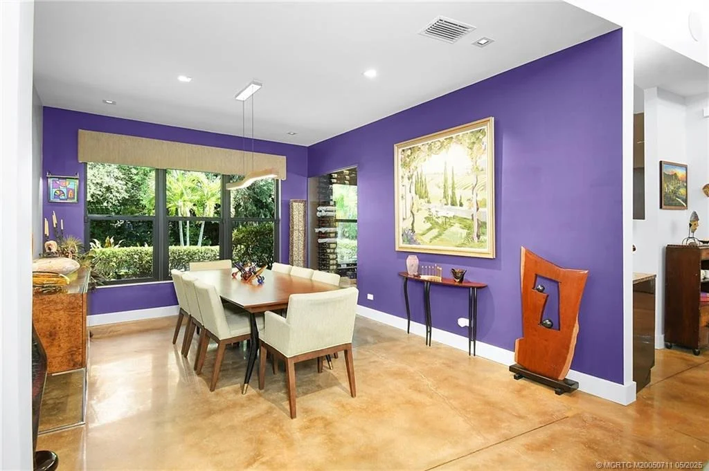 Photo of 314 SE Pelican Drive