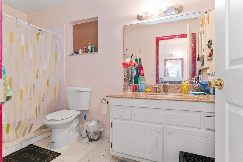 Photo of 707 SE Hibiscus Avenue