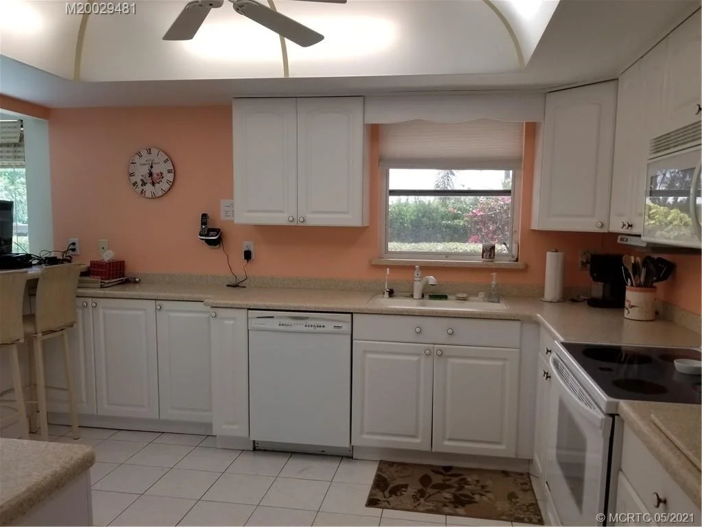 Photo of 1844 SE Granada Lane