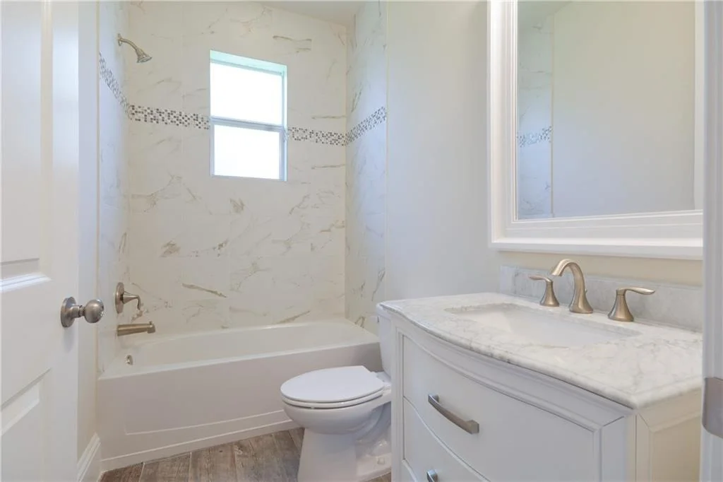 Photo of 2035 NW Fork Road
