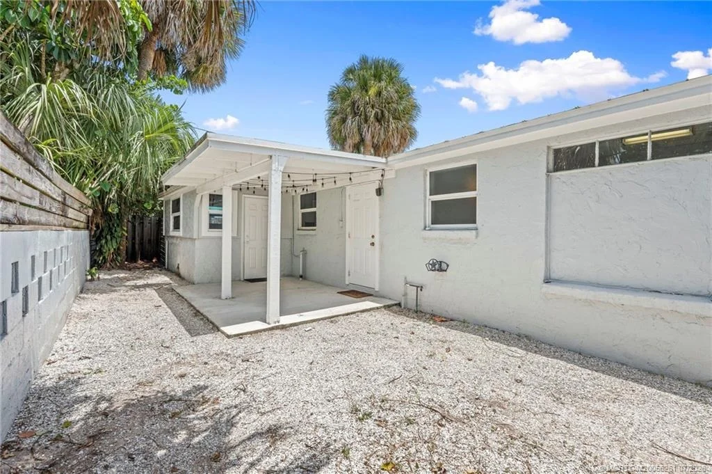 Photo of 3915 SE Salerno Road
