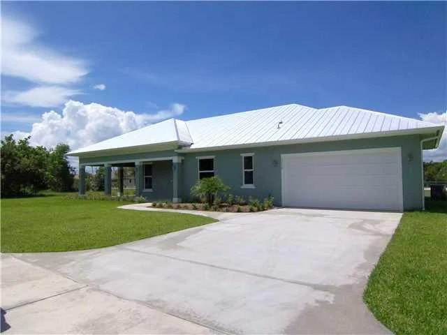 Photo of 5424 SE Horseshoe Point Road