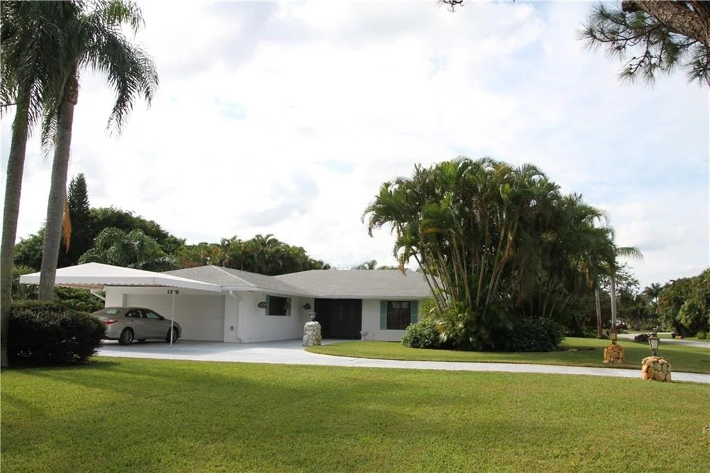 Photo of 1376 NW Pine Lake Drive