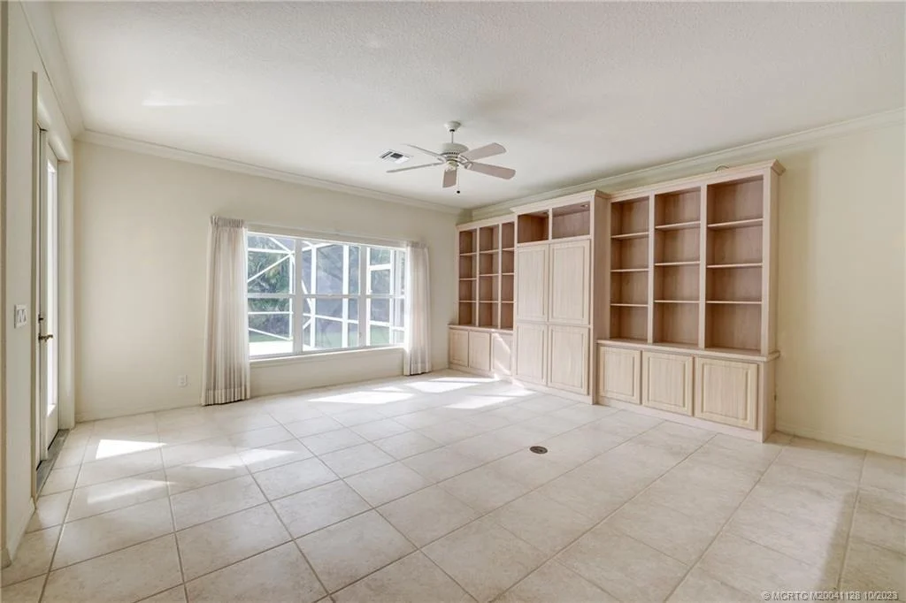 Photo of 9 Oakwood Drive