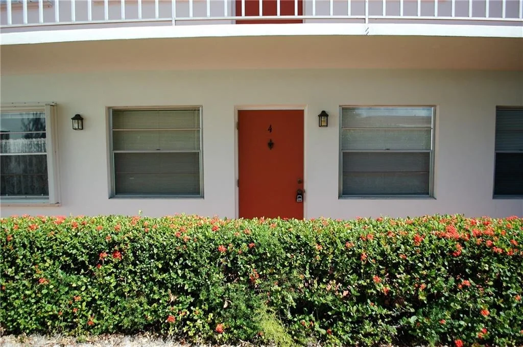 Photo of Unit D4 at 2600 SE Ocean Boulevard