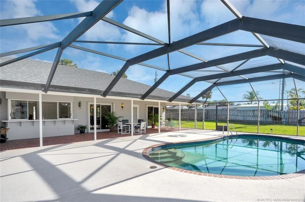 Photo of 1220 SE Ocean Boulevard
