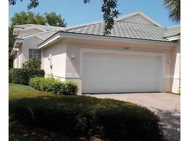 Photo of 1547 SE Tidewater Place