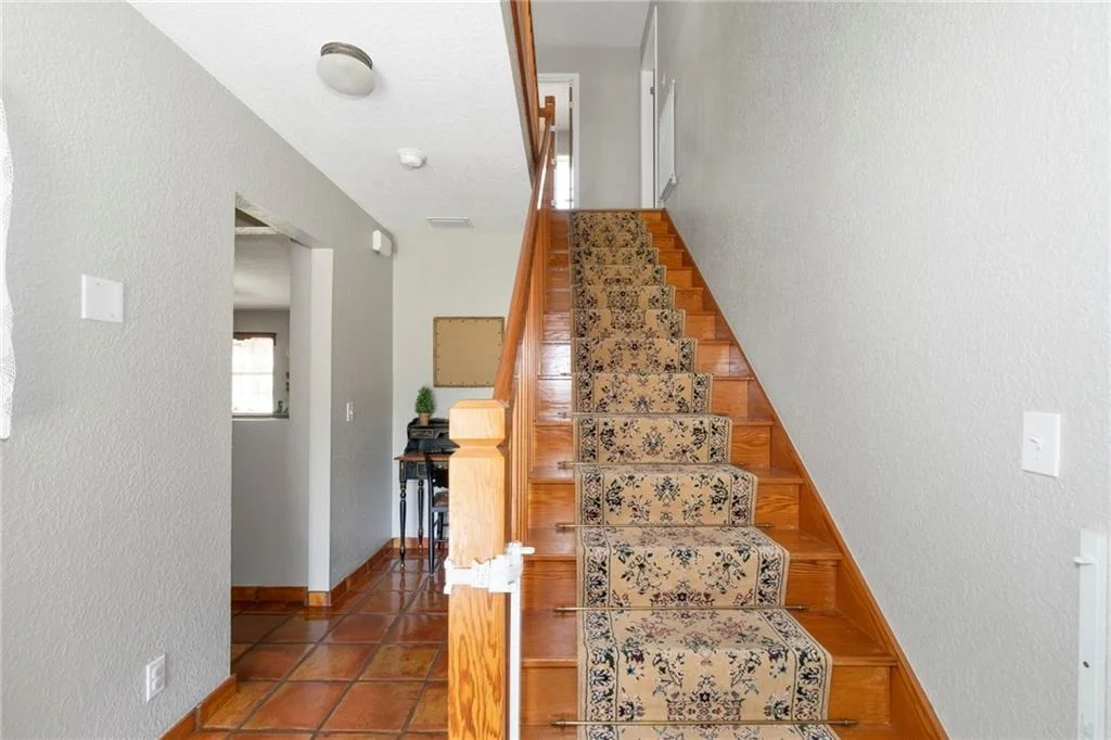 Photo of 1677 D Road