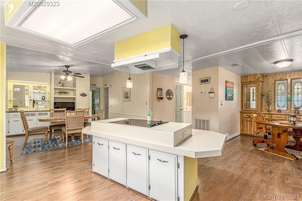Photo of 2886 SW Thunderbird Trail