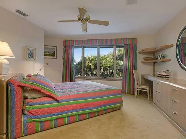Photo of 6541 SE HARBOR Circle