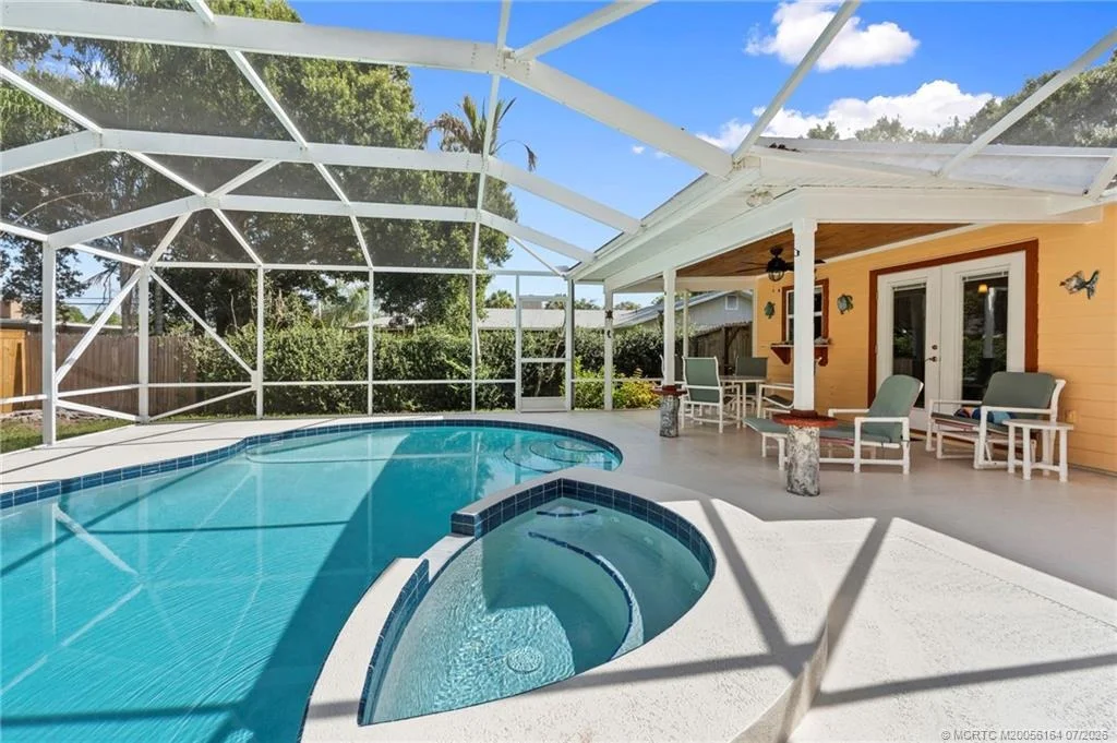 Photo of 5403 Palm Drive